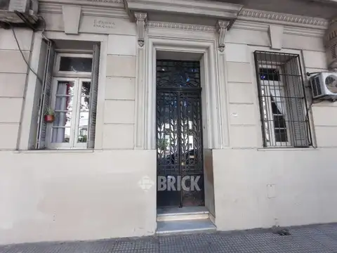 AV. INDEPENDENCIA AL 1200 - FRENTE 55 M2 ESCRITORIO IMPEC BAULERA T/SOL