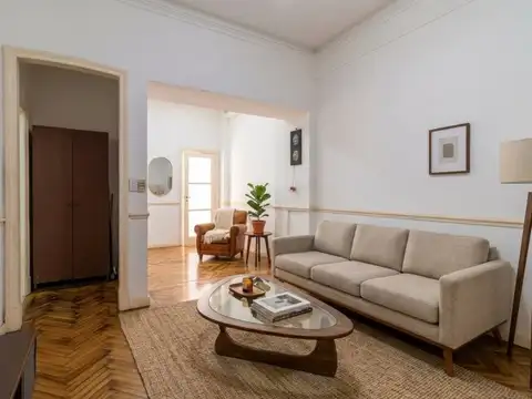 Juan Domingo Peron 2395 , Piso 2