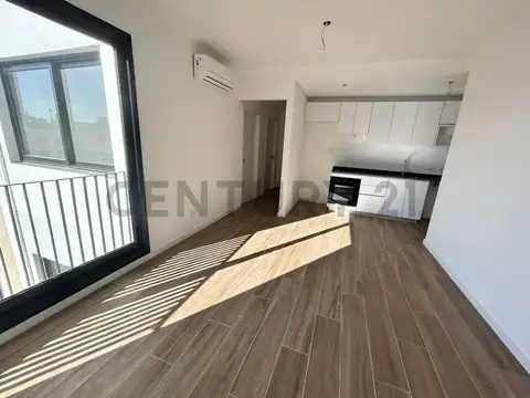 RIVADAVIA 3200, Piso 6