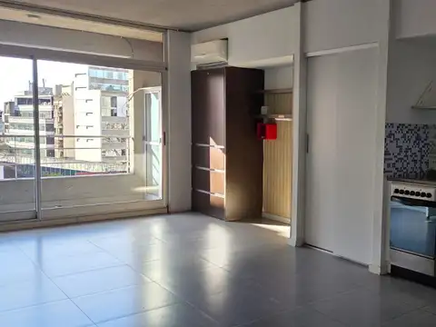 Departamento en Alquiler en Belgrano C, $ 650.000
