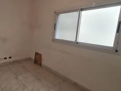 Oficina en Alquiler al Este