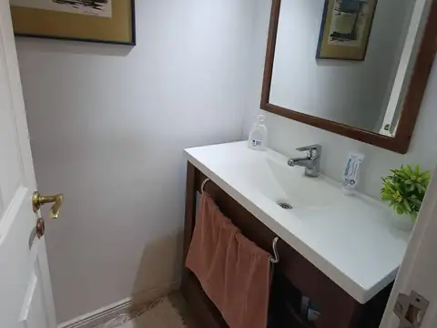 Casa 6 ambientes con 4 baños