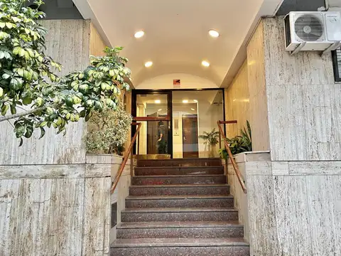 Avenida Del Libertador 2400, Piso 3