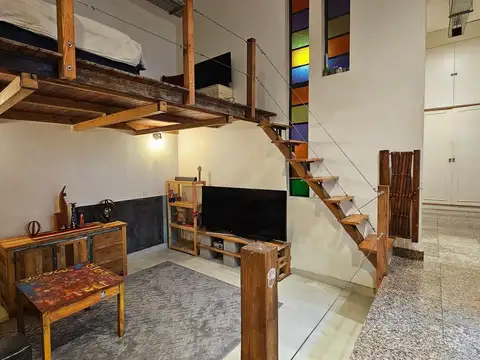 Depto Tipo Casa en Venta 26 años