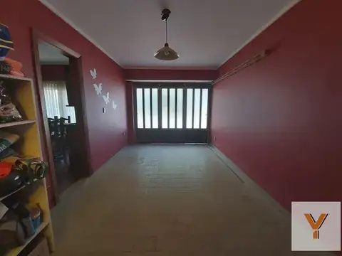 Casa en venta - 3 dormitorios 3 baños -100mts2 totales - Necochea