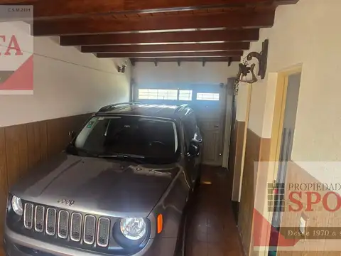 Casa en Venta con 1 cochera