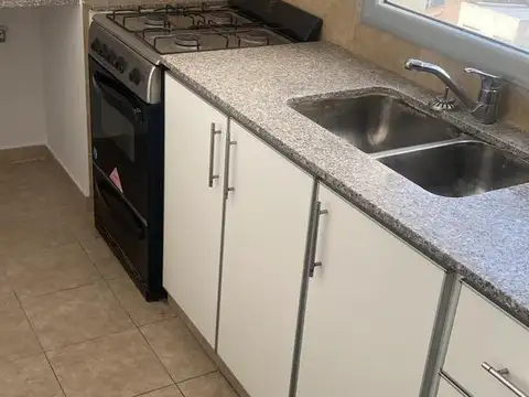 Departamento en Alquiler con 1 cocheras