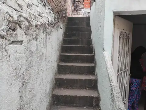 CASA INTERNA EN VENTA 3 DORMITORIOS