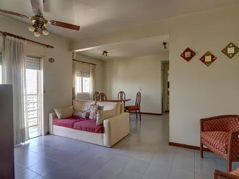 Departamento 2 ambientes en Villa Raffo en venta