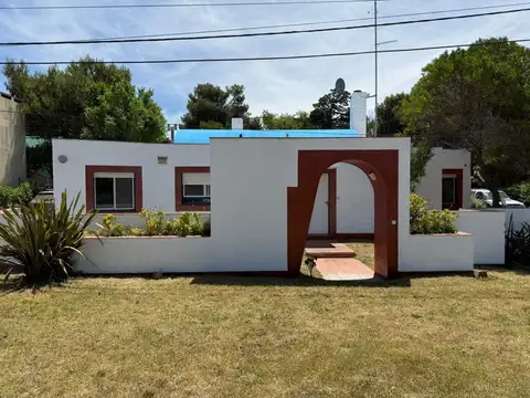 VENTA IMPECABLE CASA PEHUEN CO SOBRE COSTA 3 DORMI