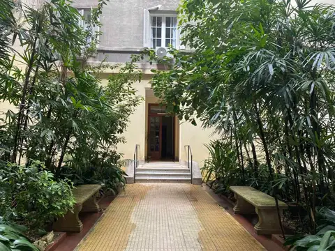 Oficina en Venta en Tribunales, USD 120.000