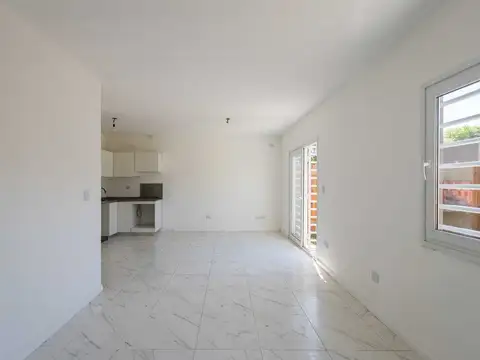 Depto Tipo Casa en Venta con 1 cocheras