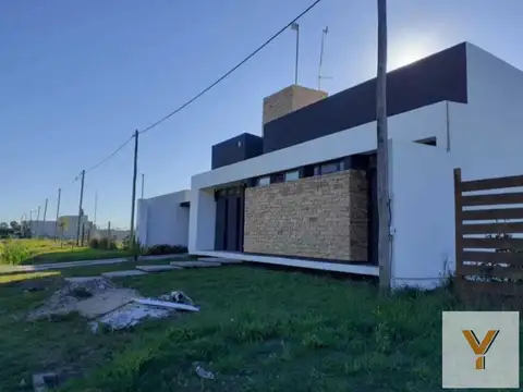 Terreno en Venta 35  mts Fondo