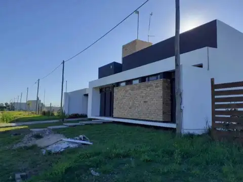 Terreno en Venta 35  mts Fondo