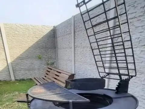 Lote con amenities y pileta. - Entrega 60% y saldo en cuotas