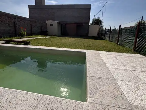 Lote con amenities y pileta. - Entrega 60% y saldo en cuotas