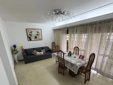 Avenida Nazca 2000, Piso 8