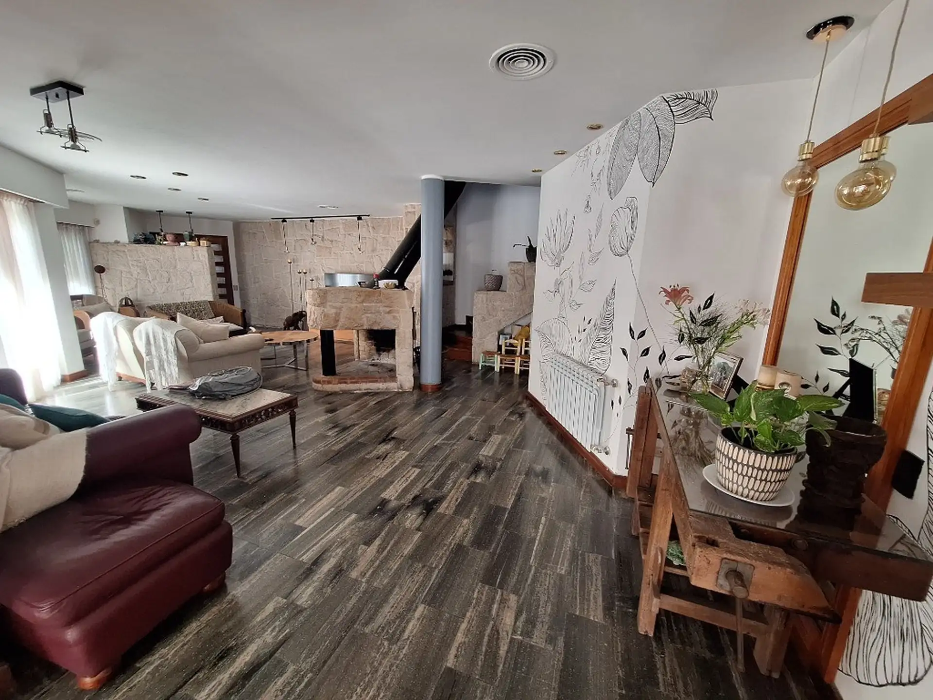 Chalet de 7 ambientes en el barrio Parque Luro