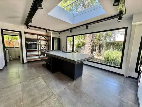 VENTA Casa 2 Dormitorios en barrio cerrado Club Duendes