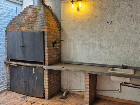 Depto Tipo Casa 2 ambientes con 1 baño