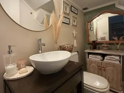 Casa 4 ambientes con 3 baños