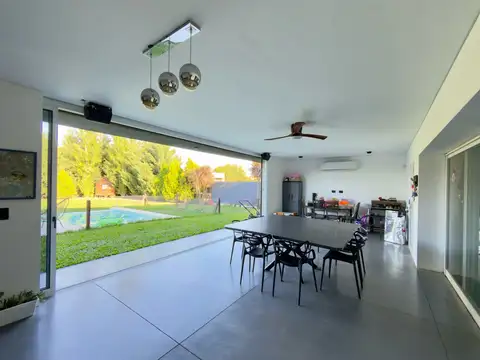 Las Ranas al 1010 Funes City