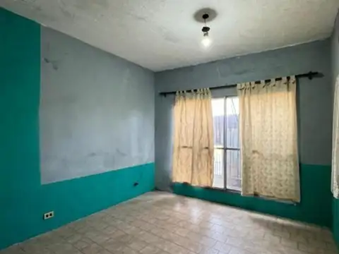 CASA EN VENTA BARADERO 4252 VILLA DOMINICO INMUEBLE PARA DOS