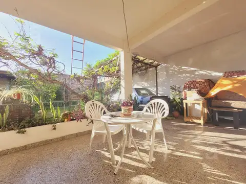 San Roque al 1900 entre Italia y Sarmiento