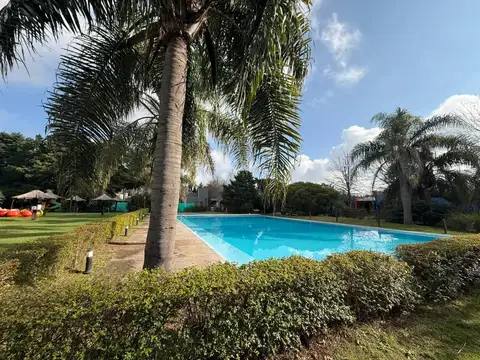 VENTA - CASA 2 DORMITORIOS CON PATIO Y PARRILLERO - SOL PARANA, PUEBLO ESTHER
