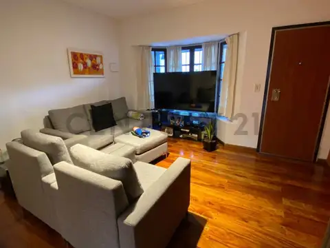 Lafuente 400, Piso 0