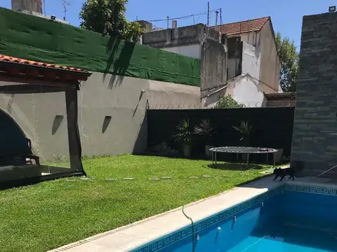 Terreno en Venta en Lomas de Zamora, USD 330.000