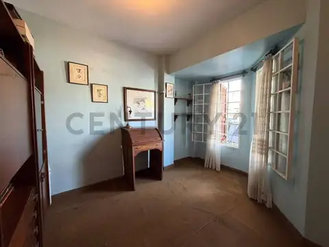Venta Casa de 6 Ambientes - Boulogne