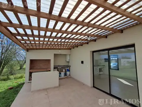 Casa en Venta al Este