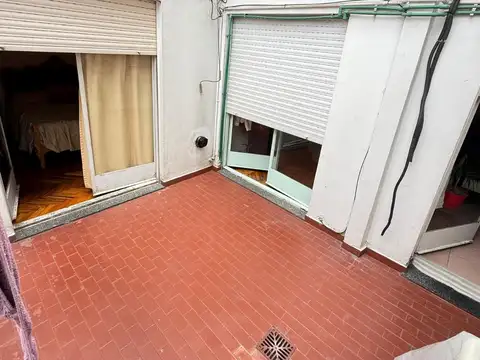 Venta - Departamento 3 AMBIENTES - Patio - Bajas expensas -  PERMUTA - FLORESTA - VILLA SANTA RITA