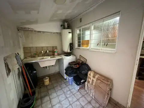 Departamento en Venta en Villa Luzuriaga, USD 60.000