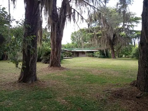 Venta / permuta | Terreno / lote 2652 m2 | Funes