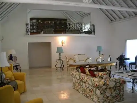 Casa en Venta en Punta Ballena, USD 3.500.000