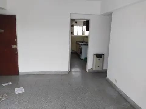 Departamento 3 ambientes con 1 baño