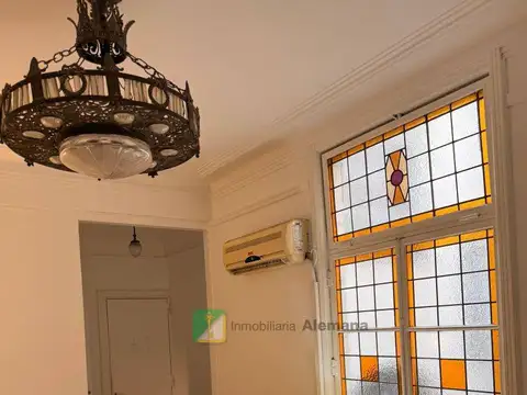 En venta depto. 3 ambientes en Recoleta.