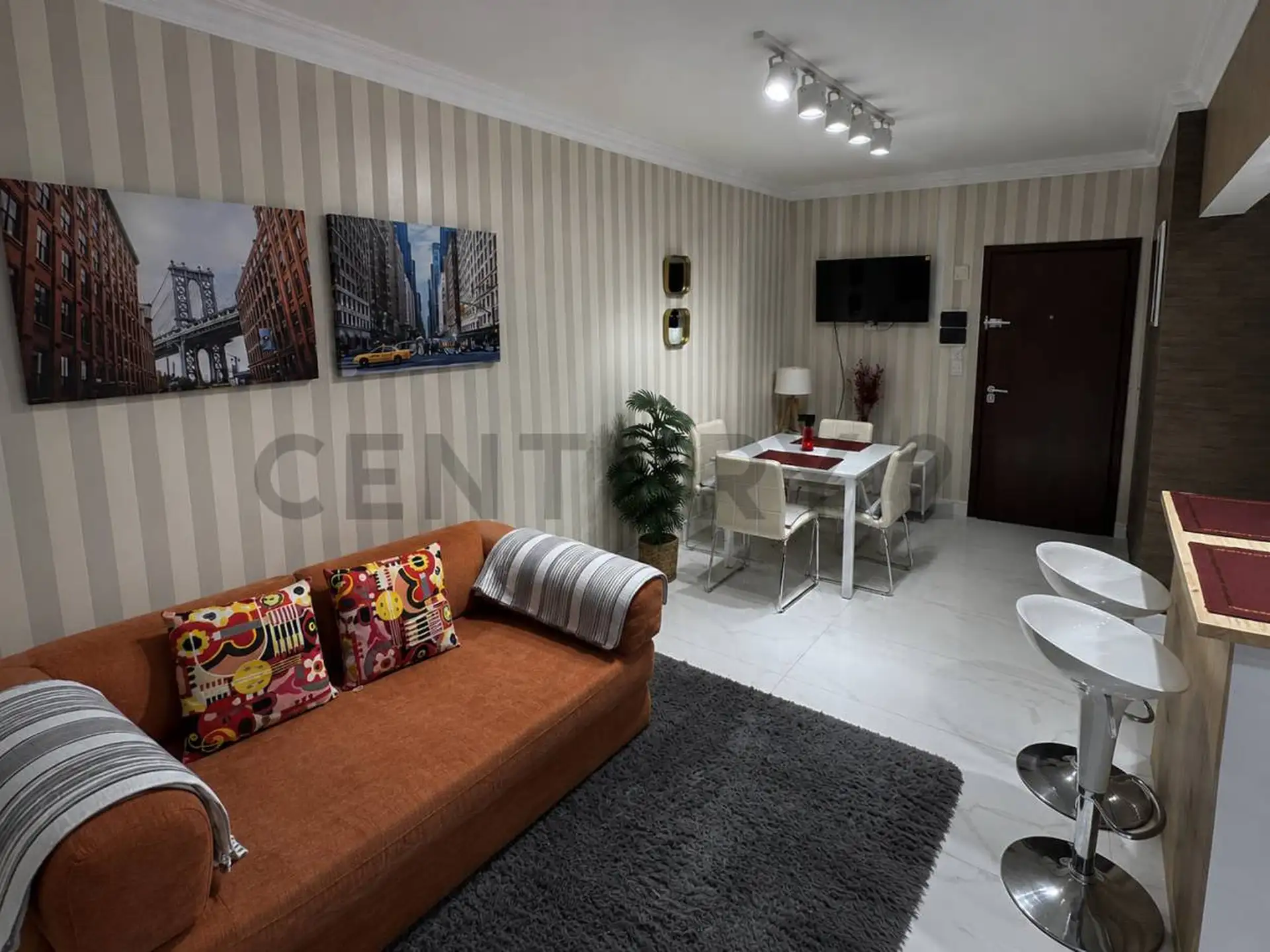 Depto 2 amb, 45m² reciclado con balcón — Stella Maris