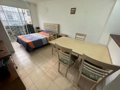 P.i.rivera 5436 , Piso 1