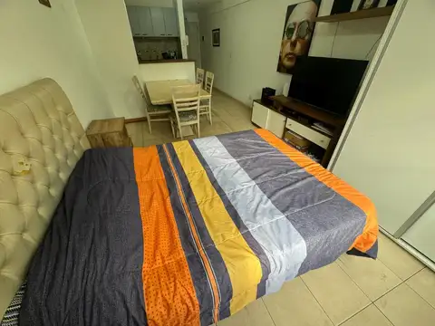 Oficina 2 ambientes con 1 baño