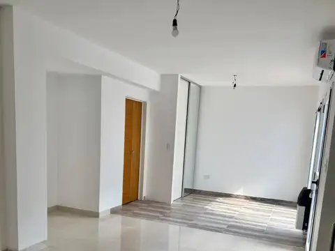 Manuel Porcel De Peralta 900, Piso 1°