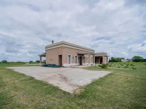 Casa en Venta en Chacras De Olivia, USD 230.000