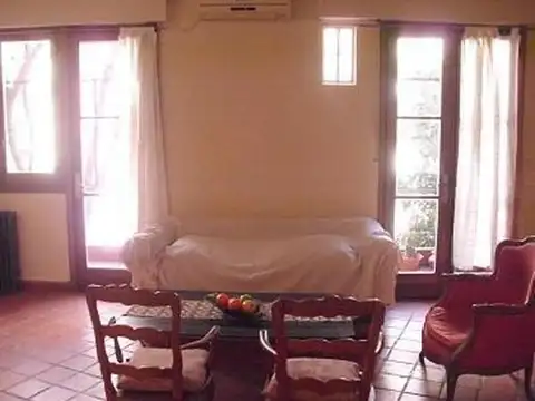 Guatemala 4100, Piso 1