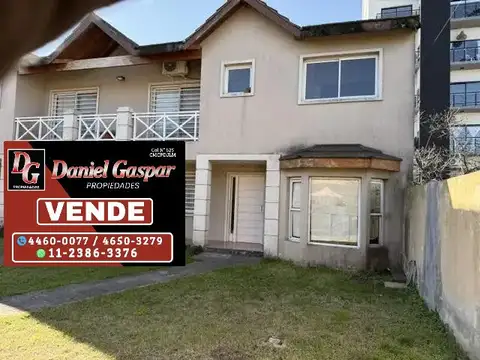 VENTA – HERMOSO DUPLEX 3 AMBIENTES A ESTRENAR – CON COCHERA
