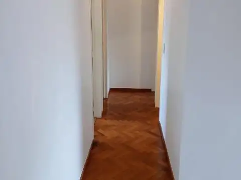Departamento 4 ambientes con 2 baños