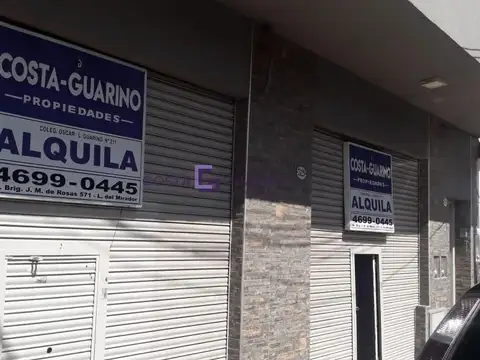 Local de 80 m² (2 locales unidos entre si de 40 M²)