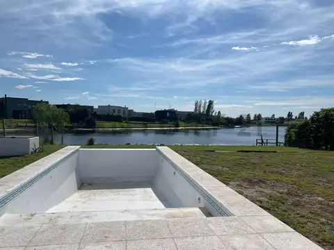 Casa en Venta en San Matias, USD 450.000