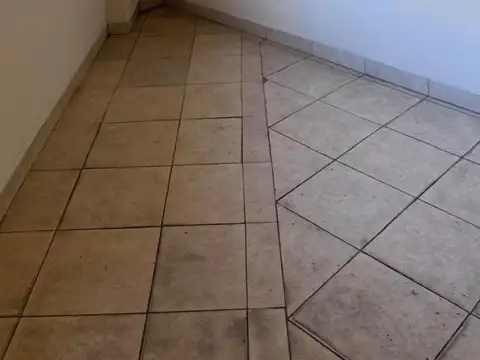 Depto Tipo Casa en Alquiler en Carapachay, $ 600.000